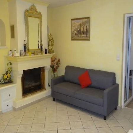 House Belle Avec Piscine 1 Сasa de vacaciones *